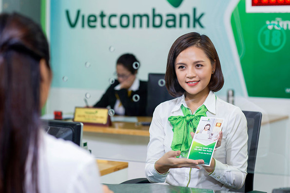 Tư vấn khách hàng về đăng nhập Vietcombank