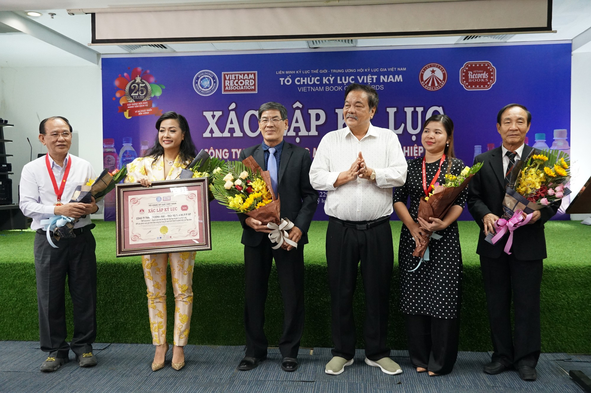 Sách về Tân Hiệp Phát xác lập Kỷ lục quốc gia 1 image 281